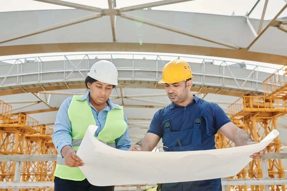 Inglês para construção civil: dicas para quem trabalha em obras e projetos internacionais